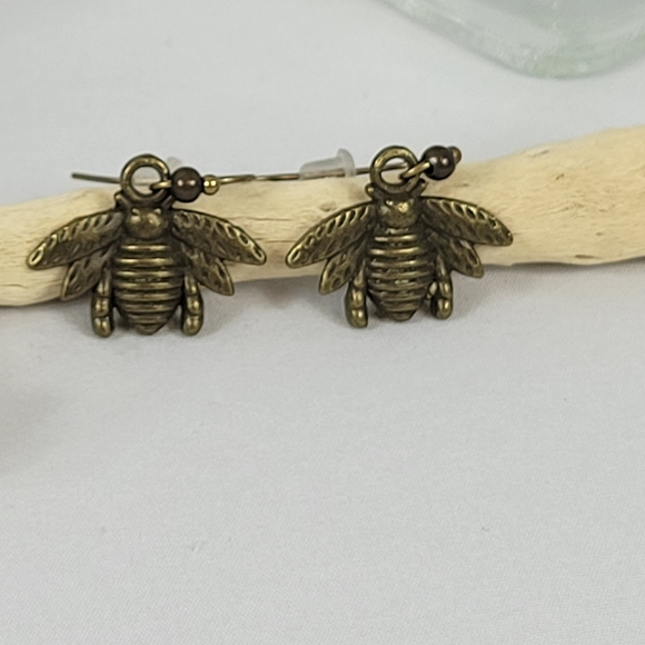 Handmade Antique Bronze Earrings Metal Bumble Bee Hypoallergenic Dangle Hook - Picture 4 of 12